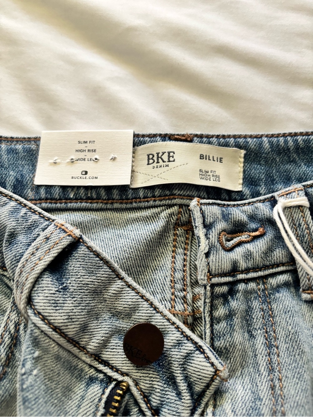 BKE Wide-Leg Distressed Jeans - Light Blue - Picture 4 of 6